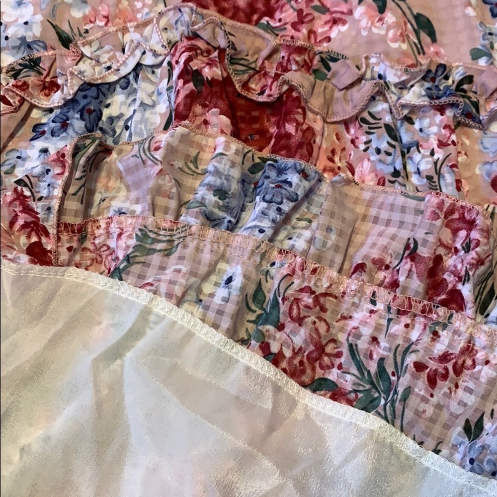 MAUVE PINK FLORAL PRINT CRISS CROSS RUFFLE DRESS - Picture 12 of 15